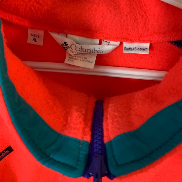 Vintage Columbia Fleece Jacket - Picture 3 of 3